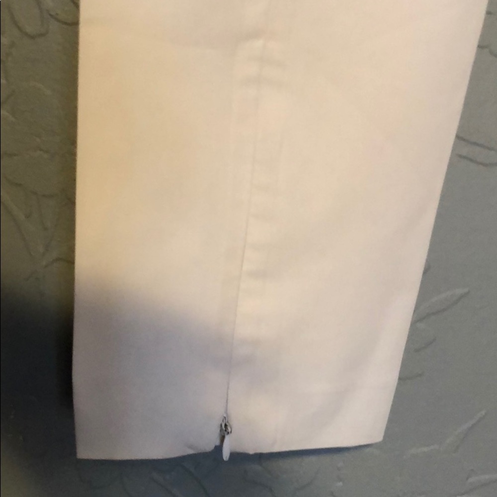 White Capris - Picture 2 of 4